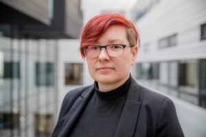 Dr Agnieszka (Aga) Iwasiewicz-Wabnig FRSA headshot.